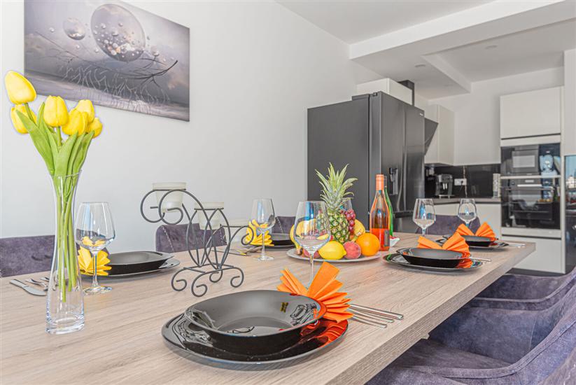 House K2, for 8 persons