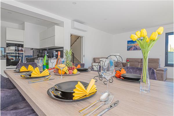 House K2, for 8 persons