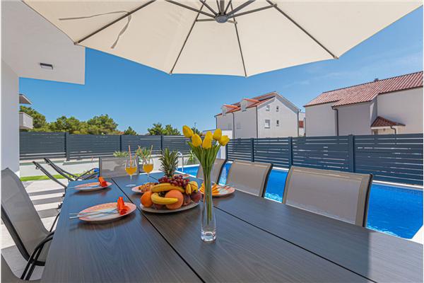 House K2, for 8 persons