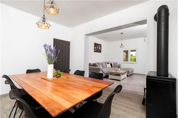 Hiša K1, na 6 osebe