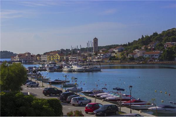 Room S22, for 2 persons