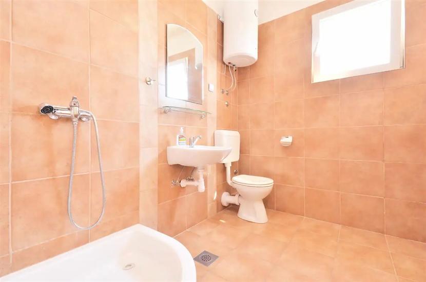 House K1, for 8 persons