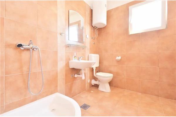 House K1, for 8 persons