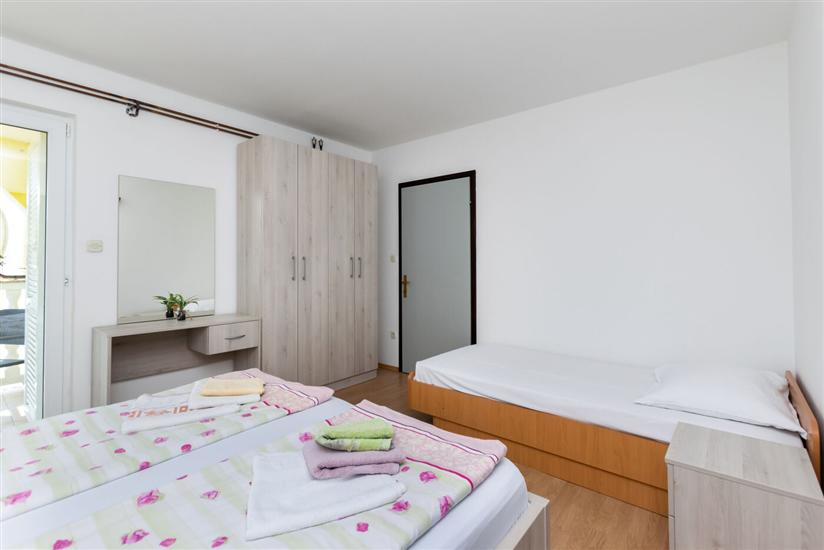 Apartment A2, for 7 persons