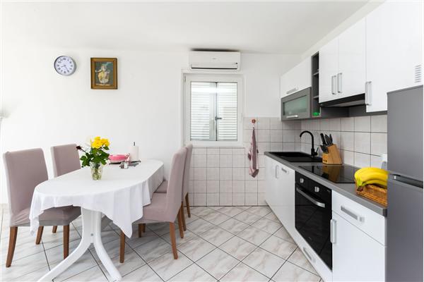 Apartment A3, for 4 persons