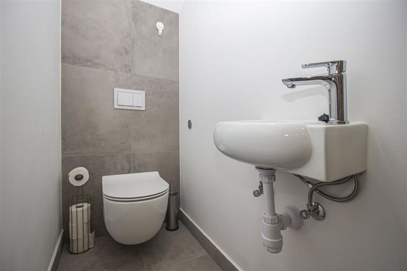 House K1, for 11 persons