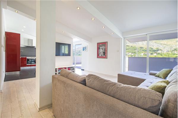 House K1, for 11 persons