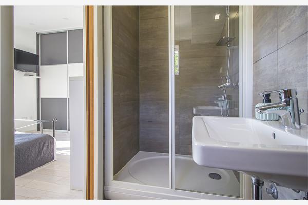 House K1, for 11 persons