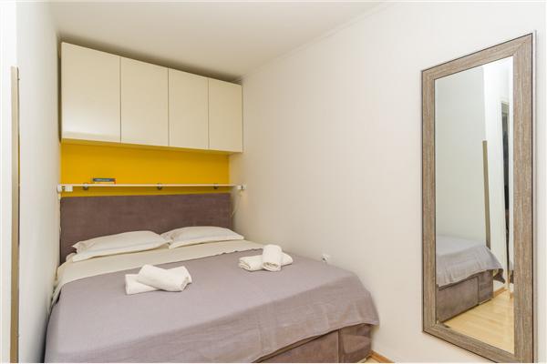 Apartment A2, for 3 persons