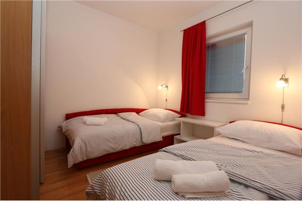 Apartment A1, for 5 persons