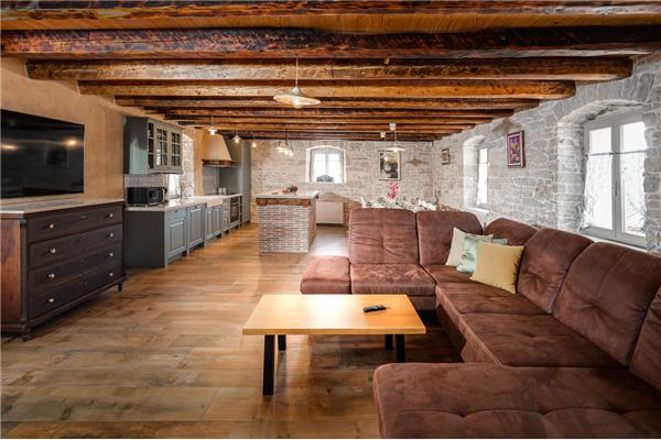 House K1, for 12 persons