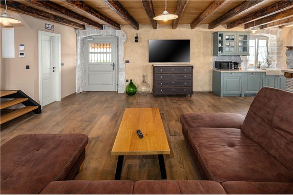 House K1, for 12 persons