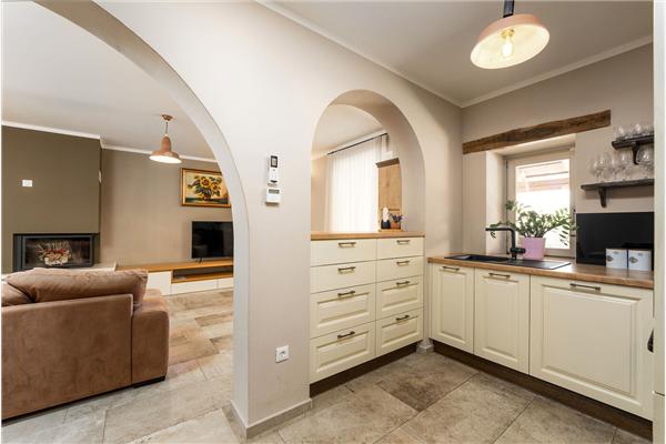 House K1, for 12 persons