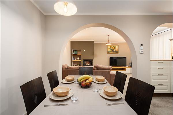 House K1, for 12 persons