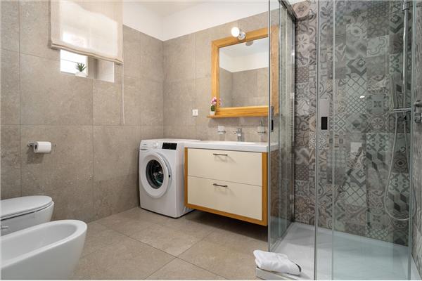 House K1, for 12 persons