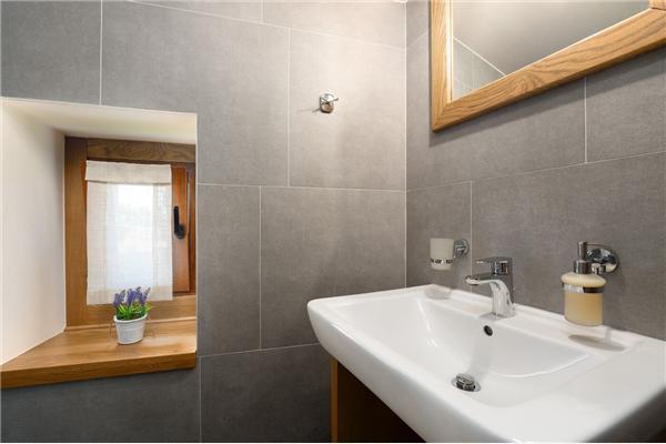 House K1, for 12 persons