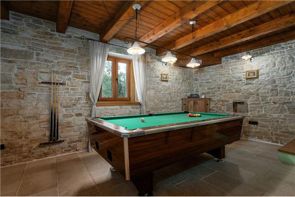 House K1, for 12 persons