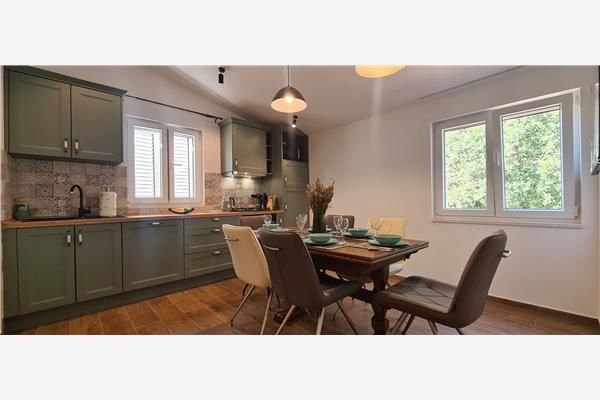 Apartment A2, for 6 persons