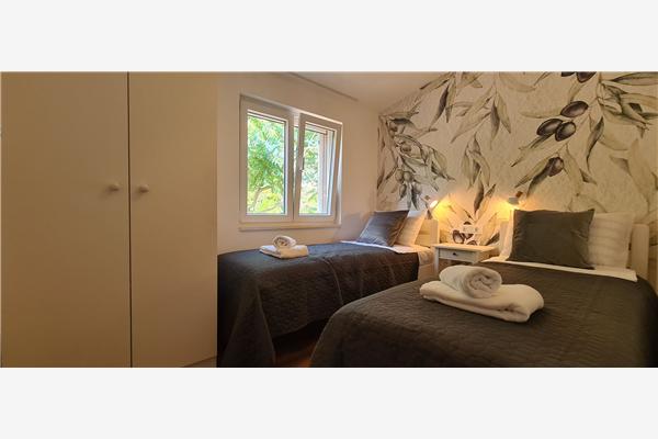 Apartment A2, for 6 persons