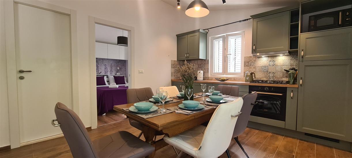 Apartment A2, for 6 persons