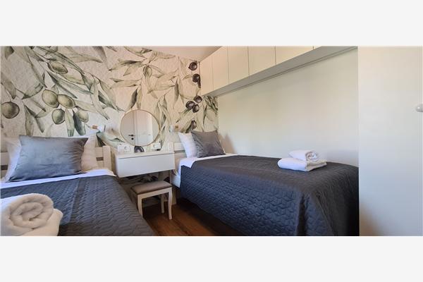 Apartment A2, for 6 persons