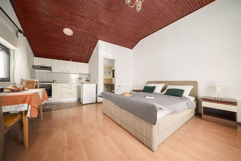 Apartment A2, for 2 persons