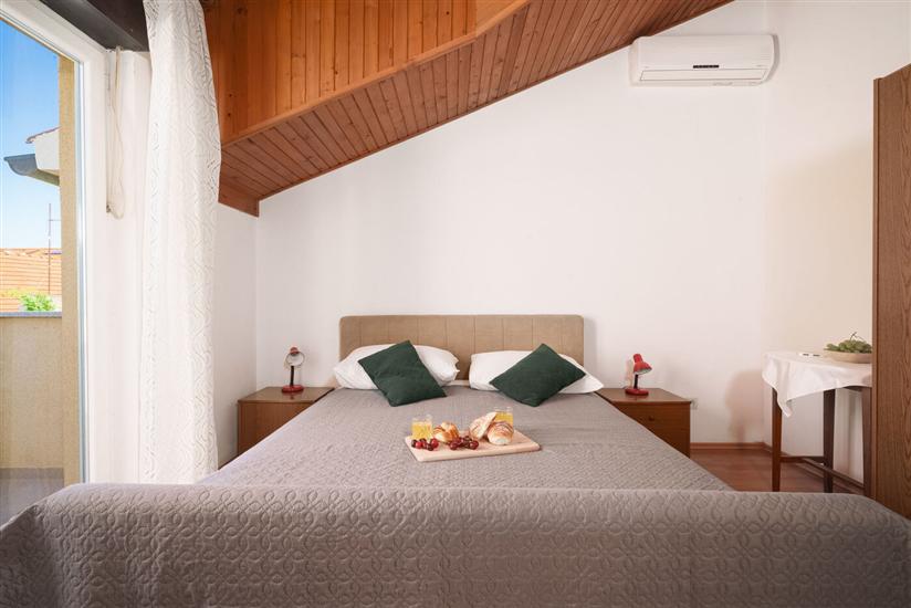 Apartment A7, for 2 persons