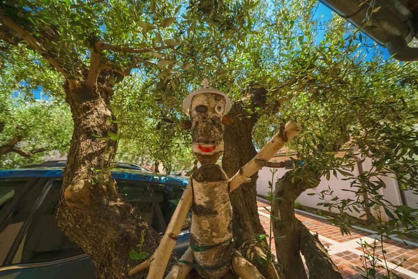 Apartment and Rooms Mrkovic