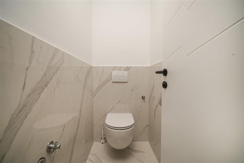 Apartment A4, for 6 persons