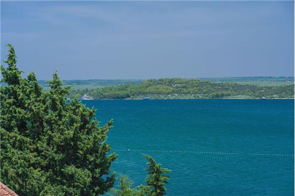 Apartment A4, for 6 persons