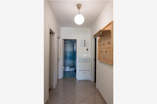 Apartment A1, for 7 persons