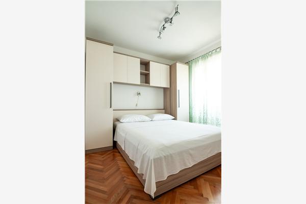 Apartment A1, for 7 persons