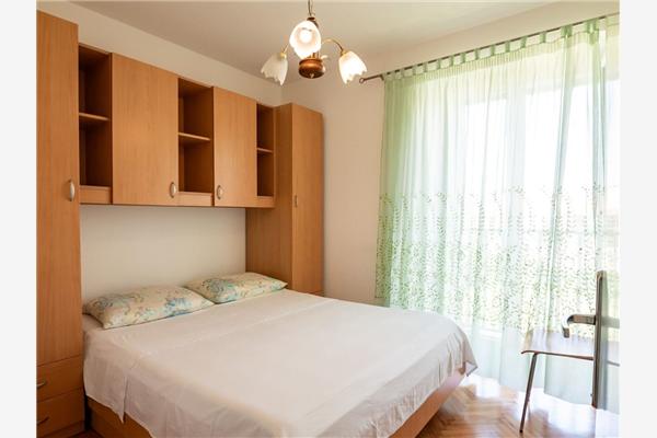 Apartment A1, for 7 persons