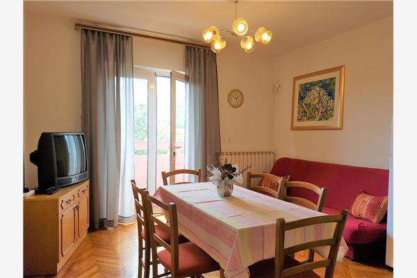 Apartment A1, for 6 persons