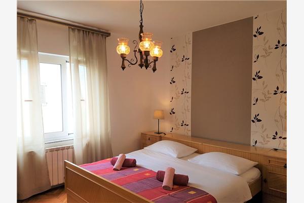 Apartment A1, for 6 persons