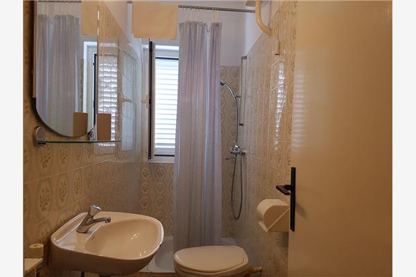 Apartment A1, for 6 persons