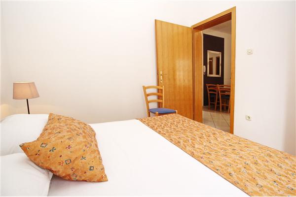 Apartment A1, for 6 persons