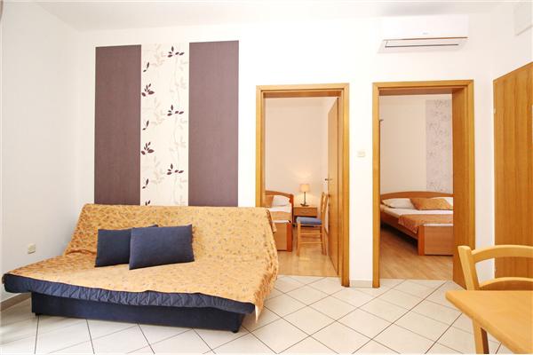 Apartment A1, for 6 persons