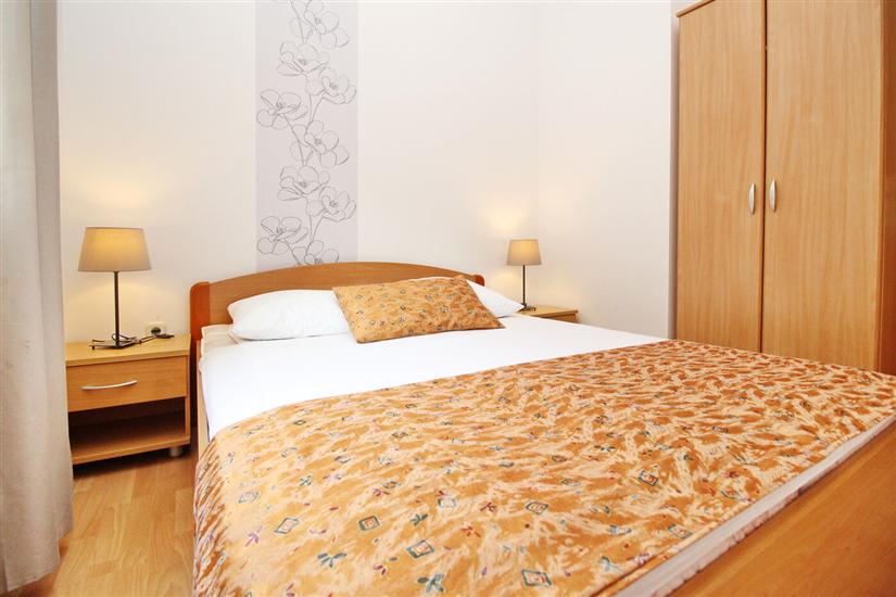 Apartment A1, for 6 persons