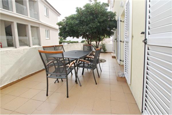 Apartment A1, for 6 persons