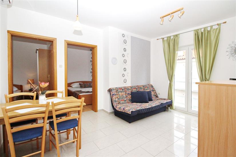 Apartment A2, for 5 persons