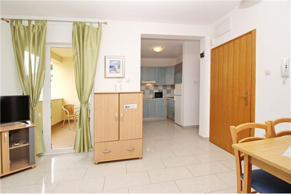 Apartment A2, for 5 persons