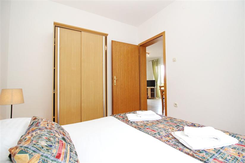 Apartment A2, for 5 persons