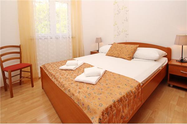 Apartment A3, for 5 persons