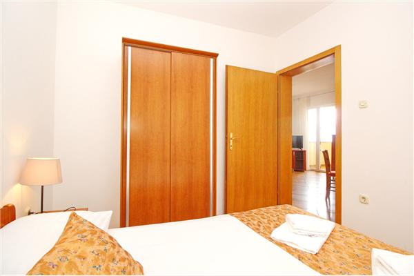 Apartment A3, for 5 persons
