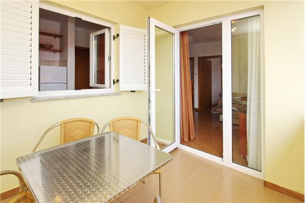 Apartment A3, for 5 persons