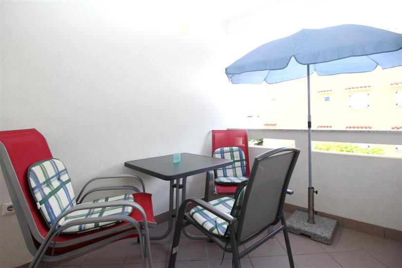 Apartment A1, for 5 persons