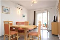 Apartment A2, for 5 persons