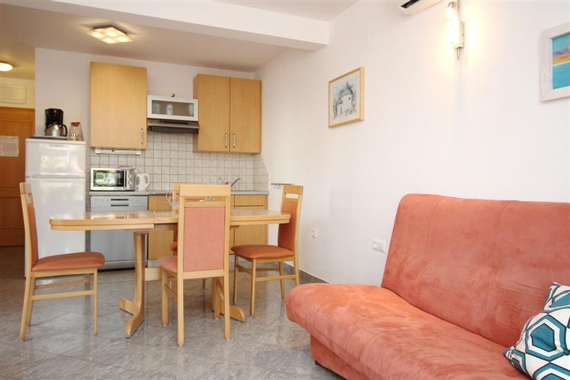 Apartment A2, for 5 persons