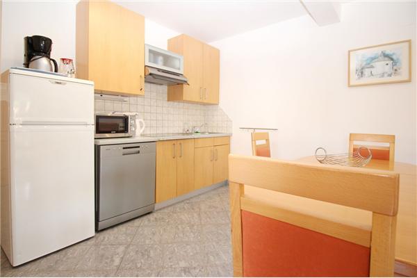 Apartment A2, for 5 persons